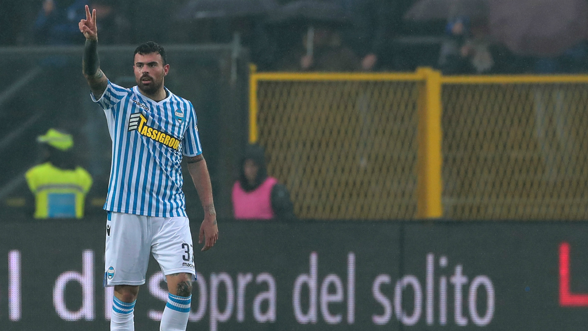 马林鱼队聘请伍佩琴（Kim Ng）担任总经理，成为北美男职体育首位女性 GM