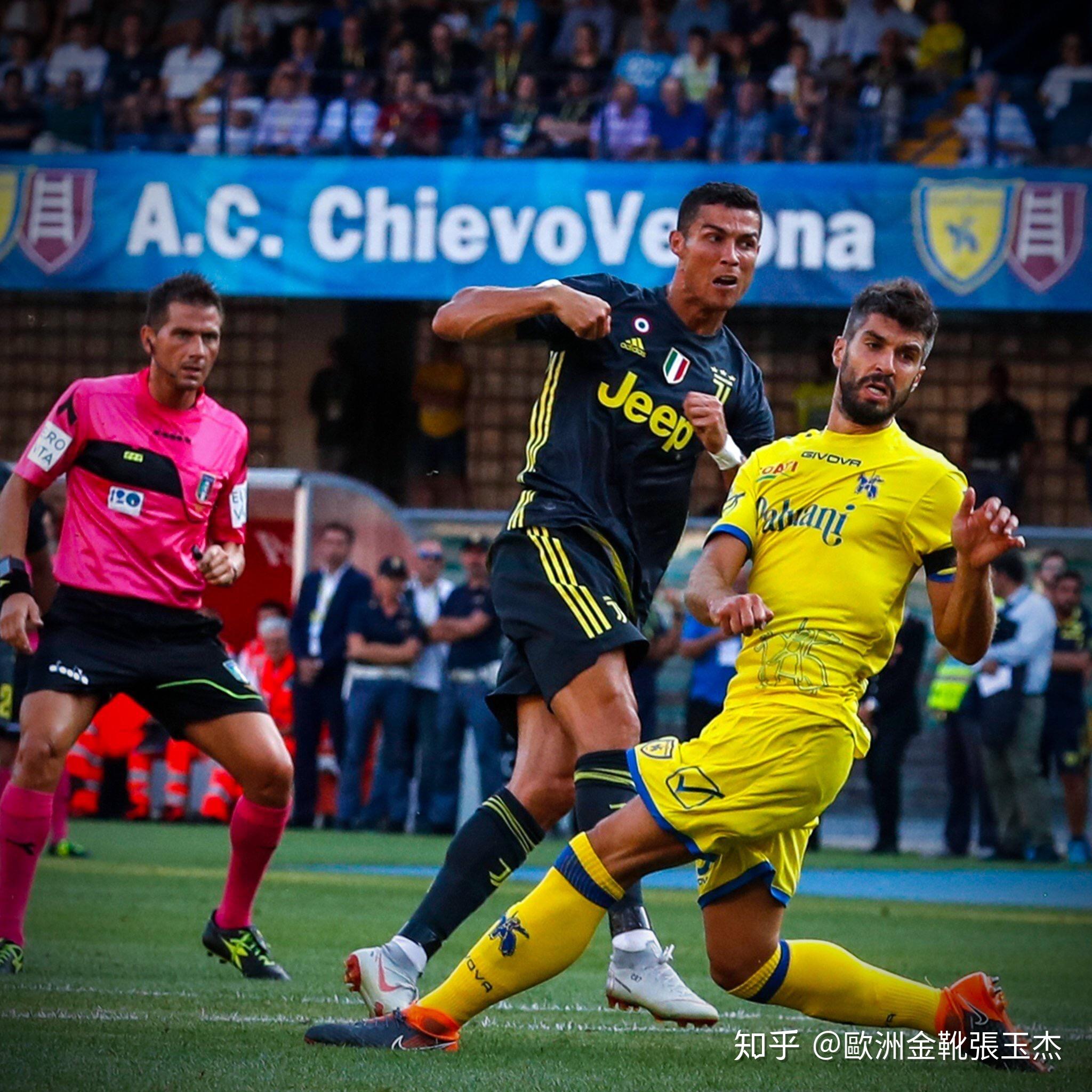 西甲第7轮裁判：穆尼斯执法皇马，冈萨雷斯执法巴萨